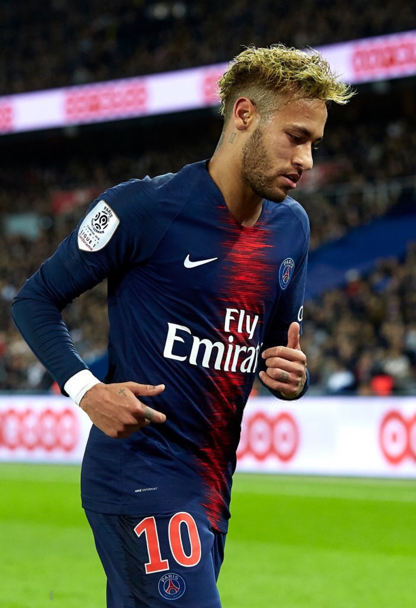 41岁詹姆斯依然巅峰状态，球迷期待他续写传奇更久