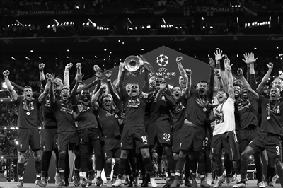 《寻踪溺亡湖》Steam公开测试，深入巴西密林中的诡异水域