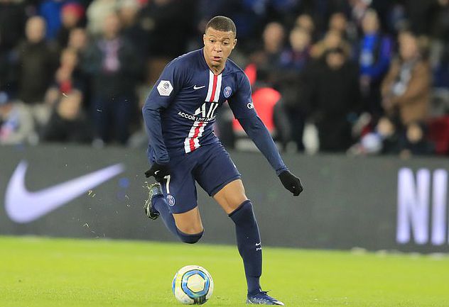 残阵生死斗！意大利杯罗马主场复仇都灵：红狼靠定位球破局还是公牛防反偷鸡？