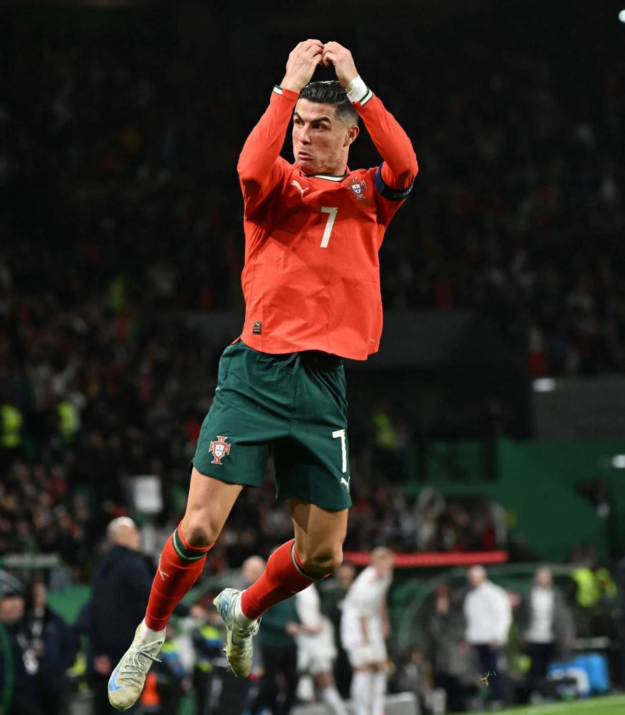 F1：周冠宇凯迪拉克车队加盟