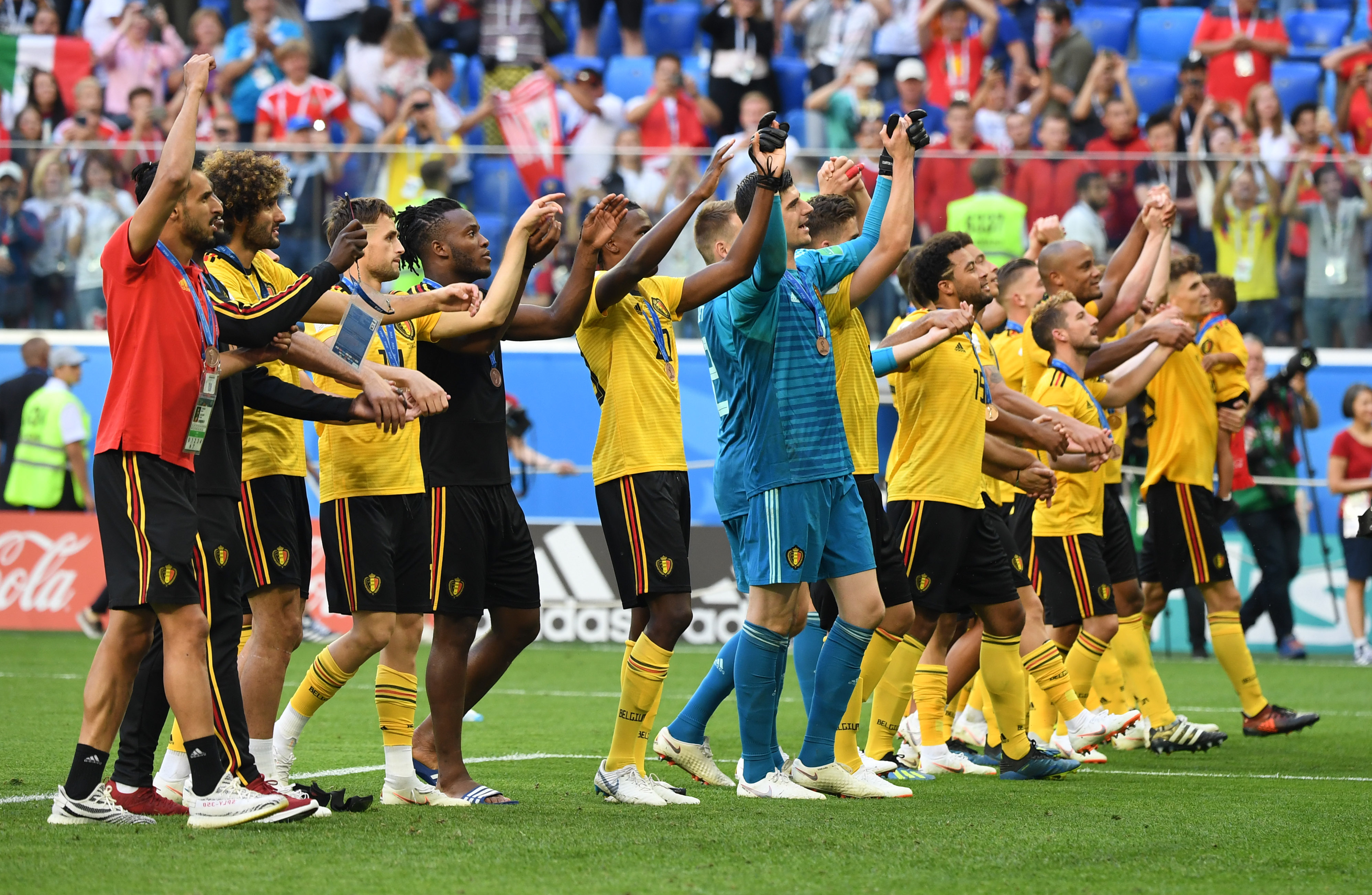 运输船，欢迎入“港”！CF为玩家打造线下“欢乐港湾”