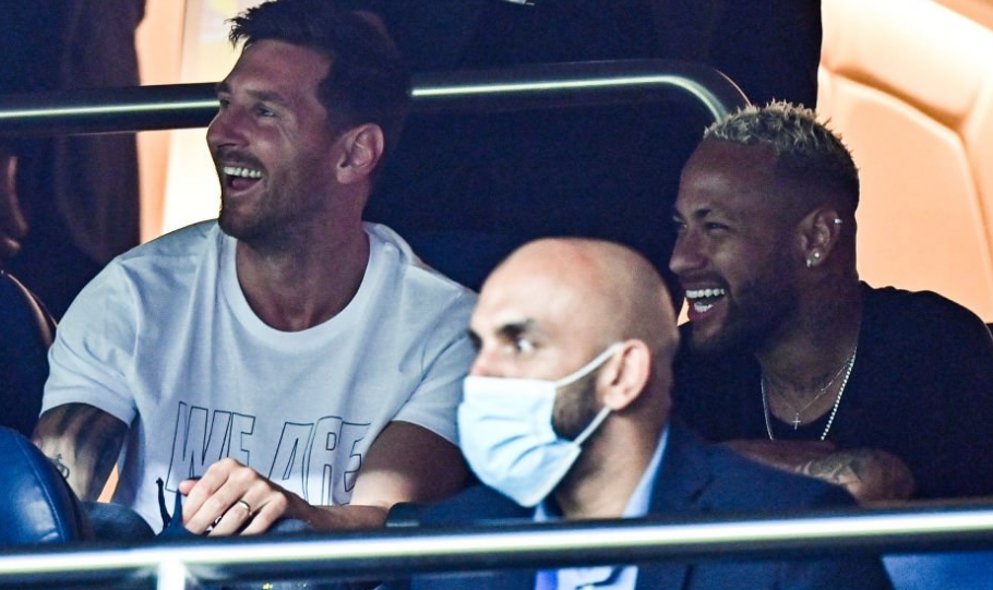 高显色吸顶灯品牌推荐：护眼舒适之光，你家选对了吗？