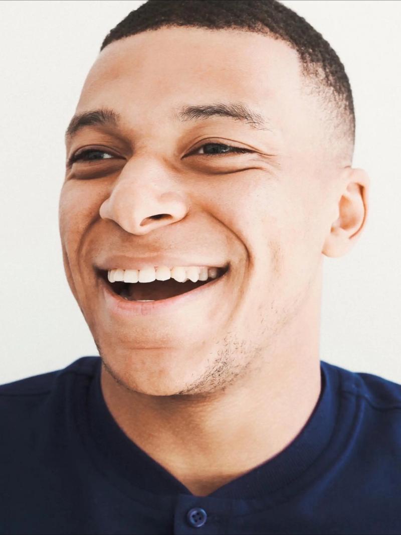 艾顿终暴走！末节统治内线，雷迪克发布会持续称赞，亲承设计战术